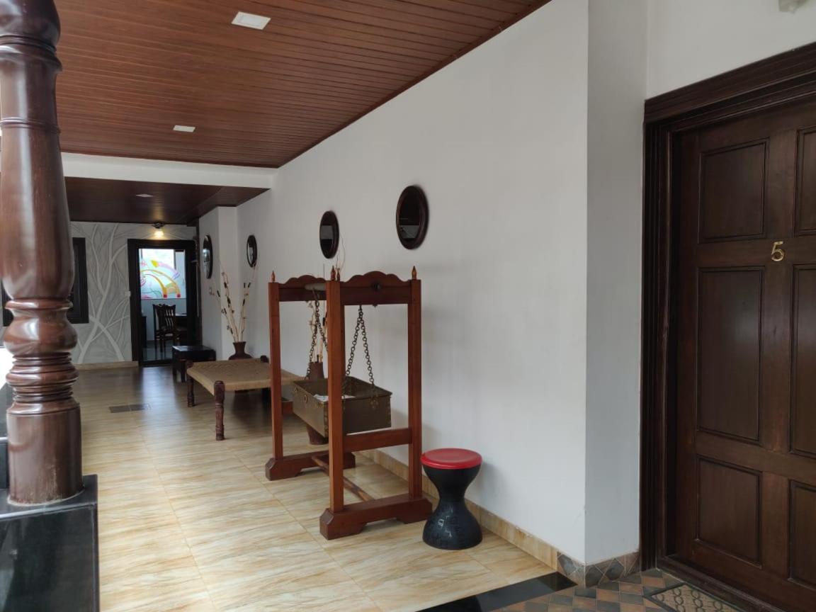 Hotel Mudra Midtown Suites & Rooms Kalasa Экстерьер фото
