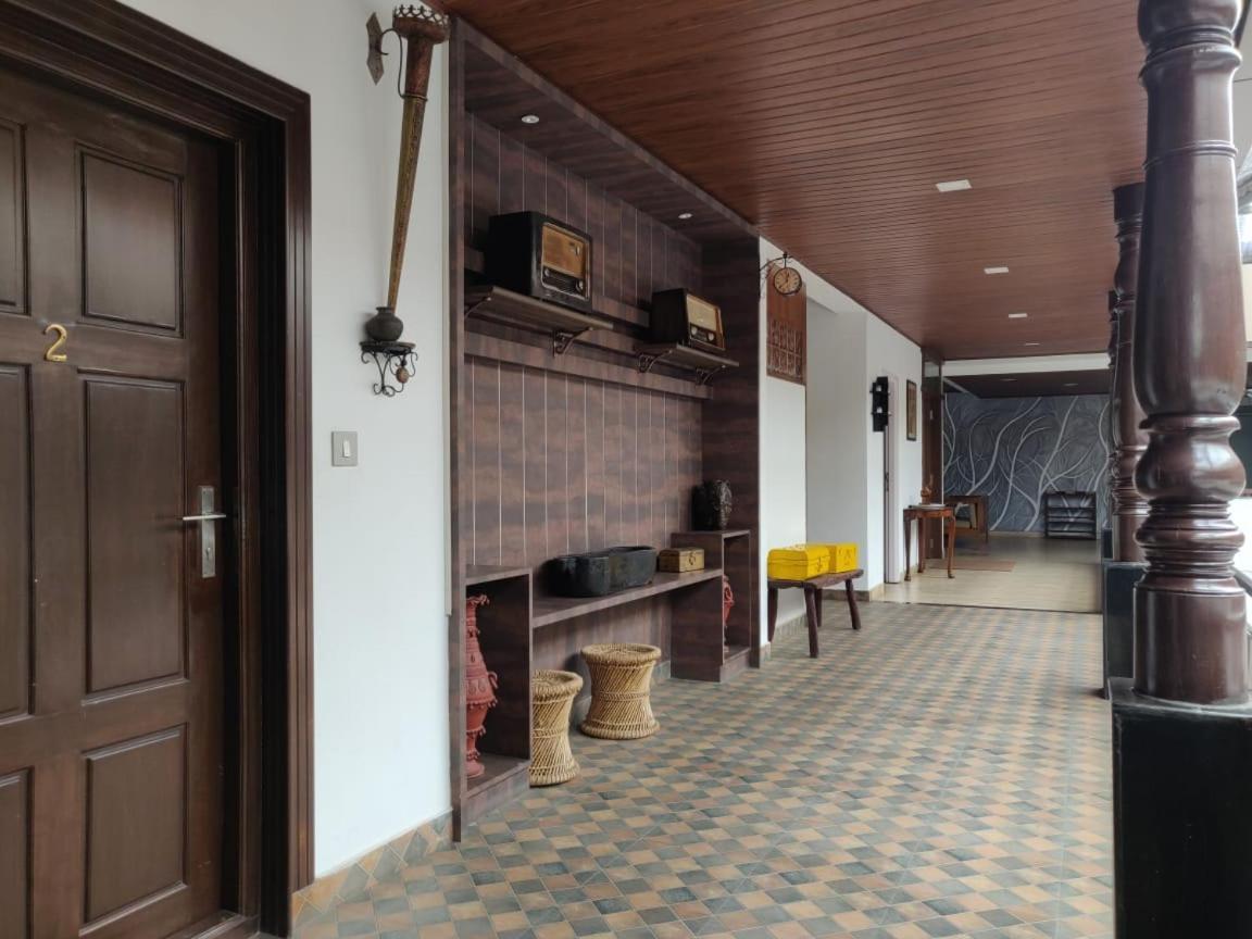 Hotel Mudra Midtown Suites & Rooms Kalasa Экстерьер фото