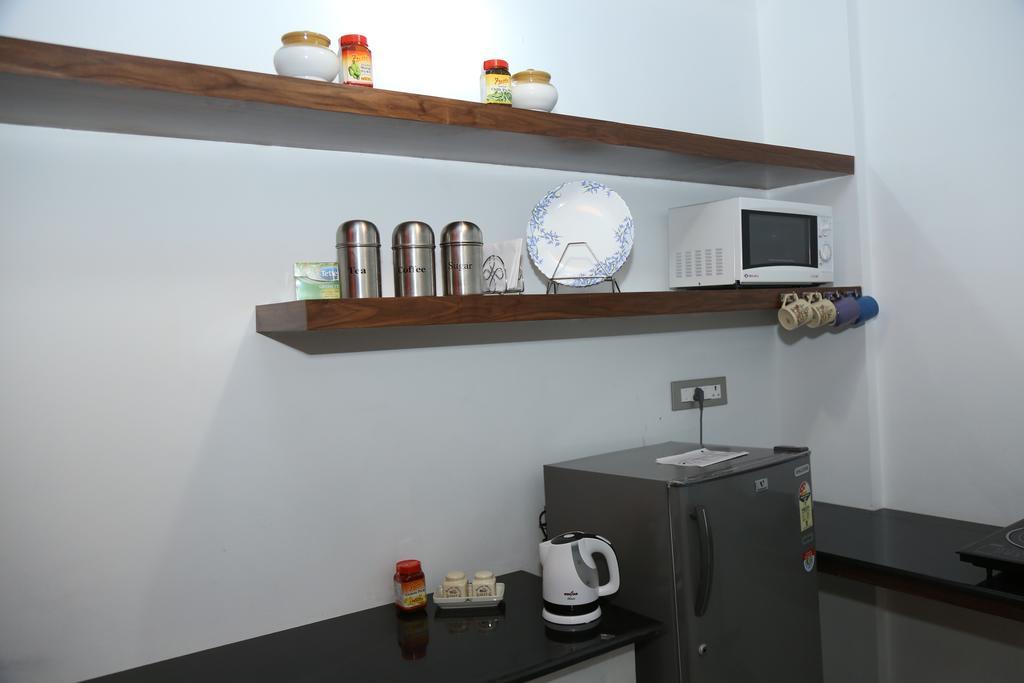 Hotel Mudra Midtown Suites & Rooms Kalasa Экстерьер фото